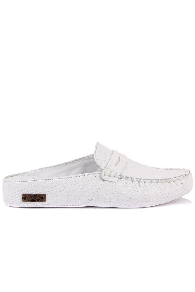 - White Leather Studded Detailed Women's House Slippers 109-557-X