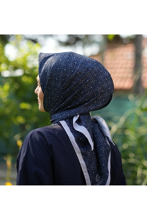 Cardin Pattern Soft Scarf - 3