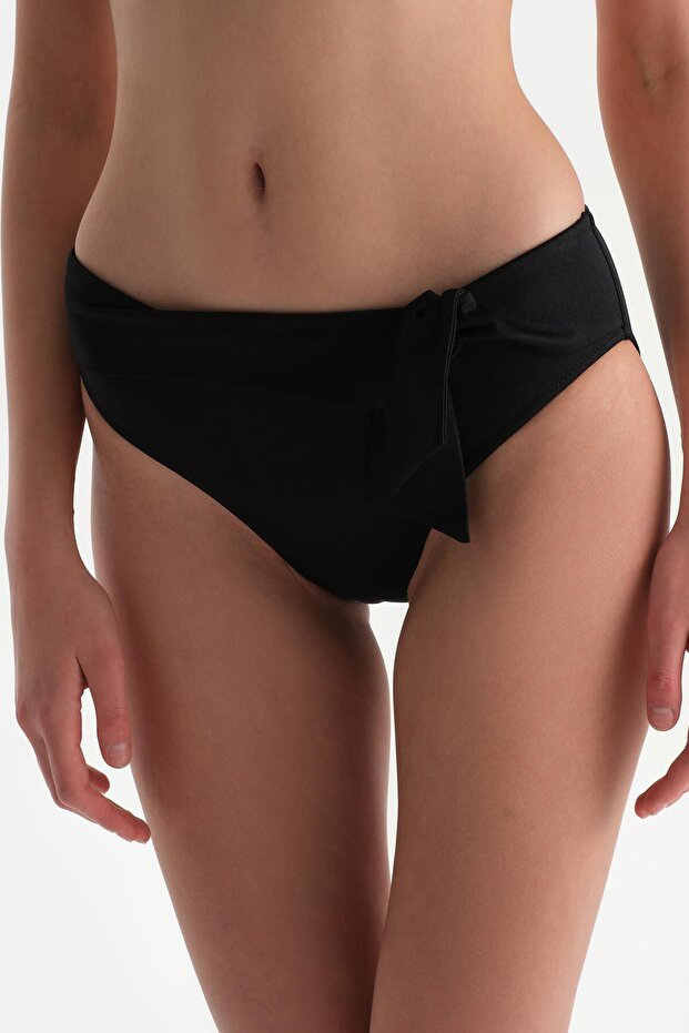 Siyah Düşük Bel Bikini Alt - 5