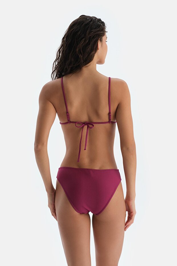 Vişne Bağlamalı Derin Dekolteli Mayokini - 2