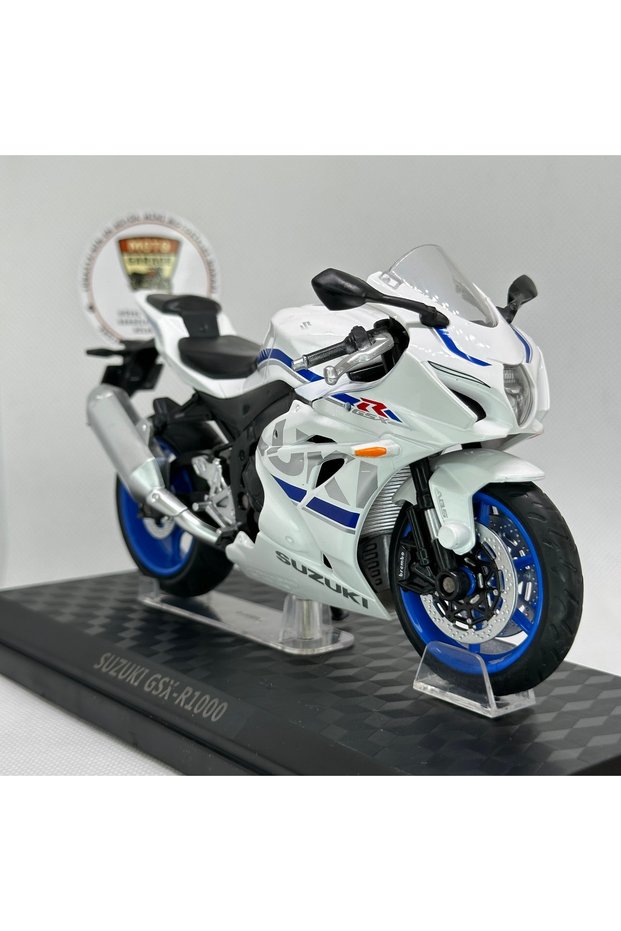 Suzuki Gsx-R1000 1:12 Diecast Motorcycle Model Without Stand