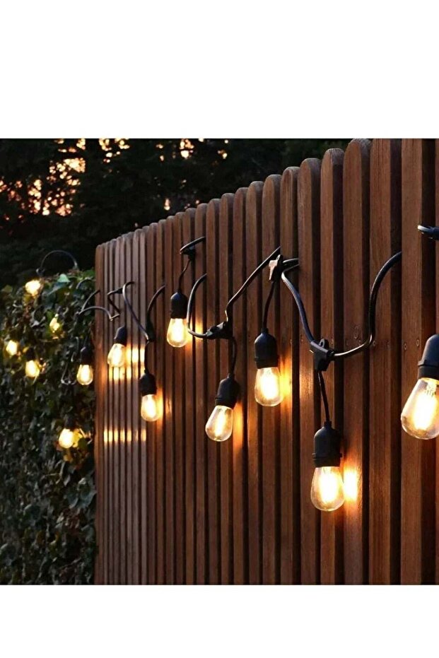 سلسلة أضواء LED خارجية بطول 10 أمتار