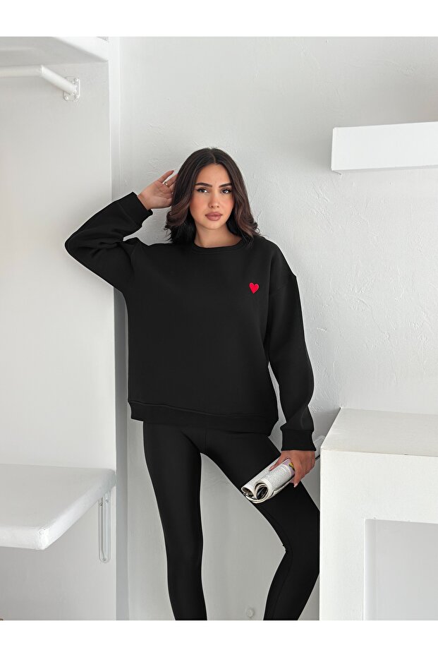 Women's Heart Embroidered Sweatshirt – Simple & Loving Style