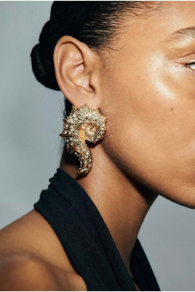 Zra Stone Seashell Earrings