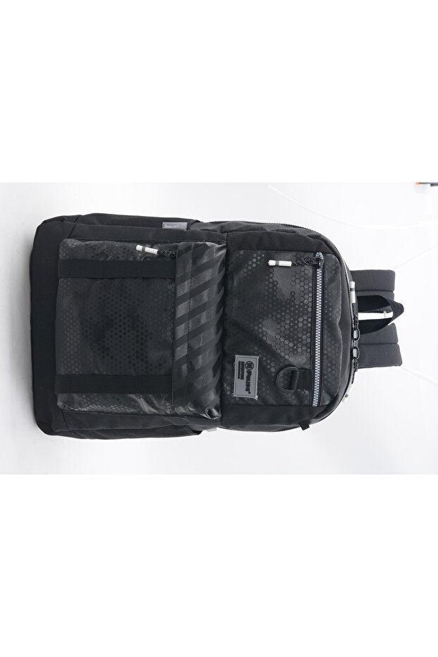 حقيبة ظهر 17.5 بوصة مع حافظة أقلام وجيب أسود - 1