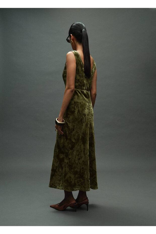 V yaka jakar elbise - 4