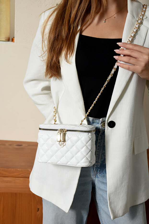 Embroidered Luxurious and Stylish Knit Chain Shoulder Bag