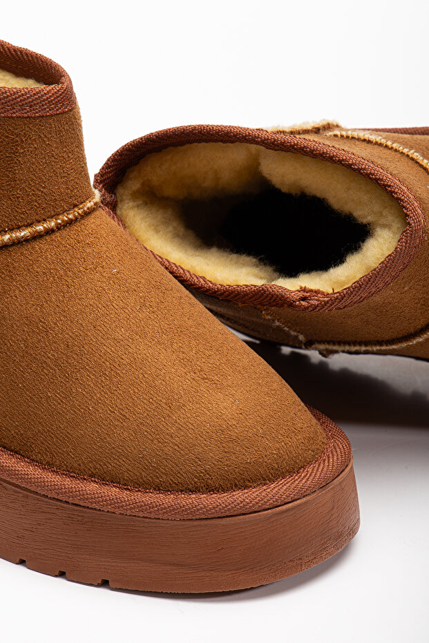 Ug Classic Women's Boots - 7