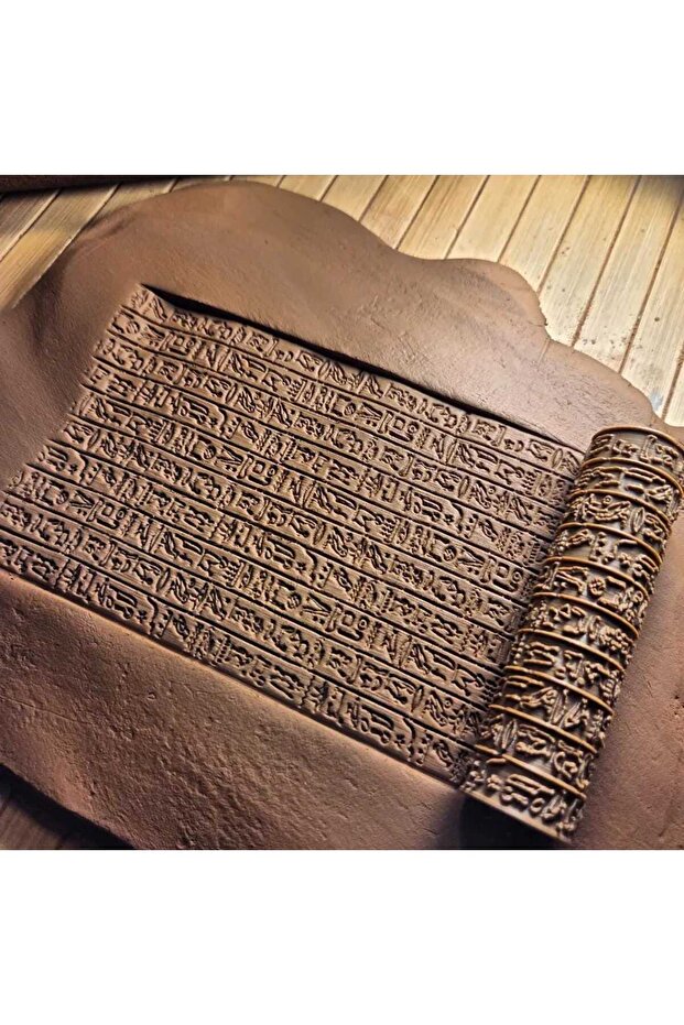 10 سم نقش مصري منقوش على شكل لفافة من السيراميك والطين البوليمري