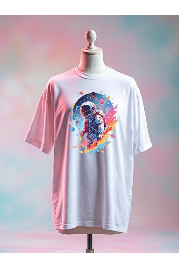 Astronaut Printed Oversize White Tshirt