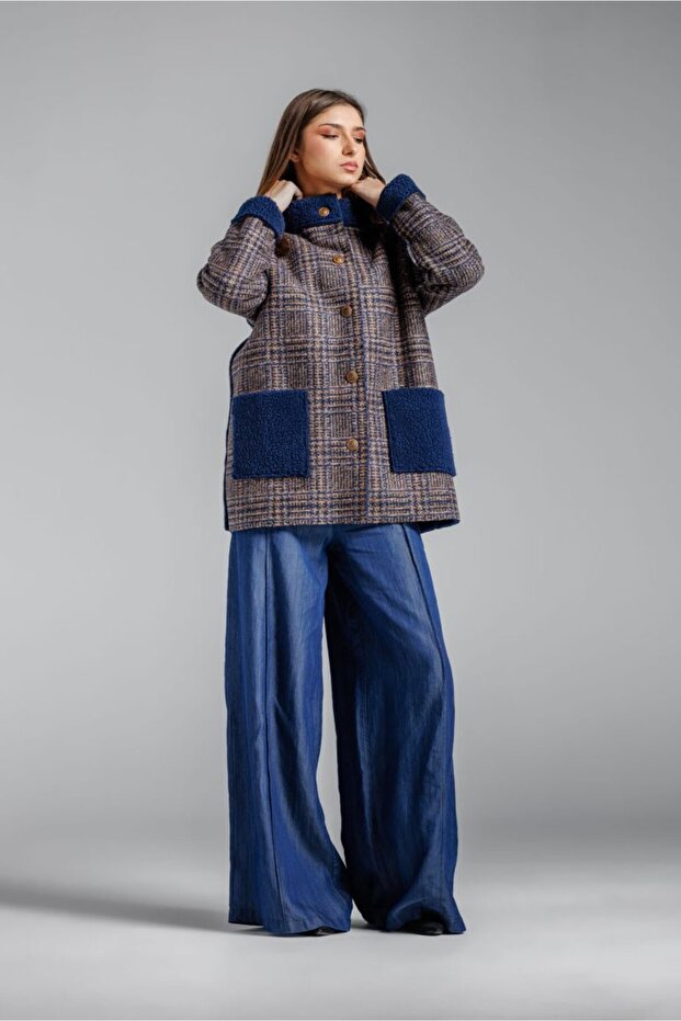 Oversized checkered fur jacket - 3