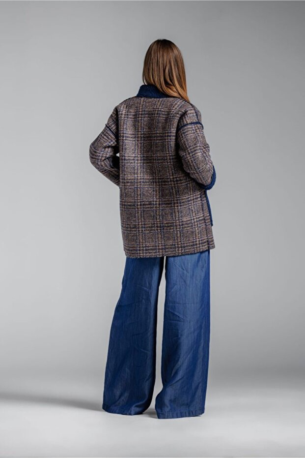 Oversized checkered fur jacket - 7