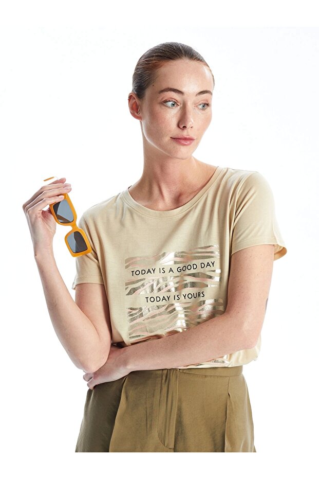 Lcwaikiki Basic Light Beige Crew Neck Printed Short Sleeve Women's T-Shirt (S4)