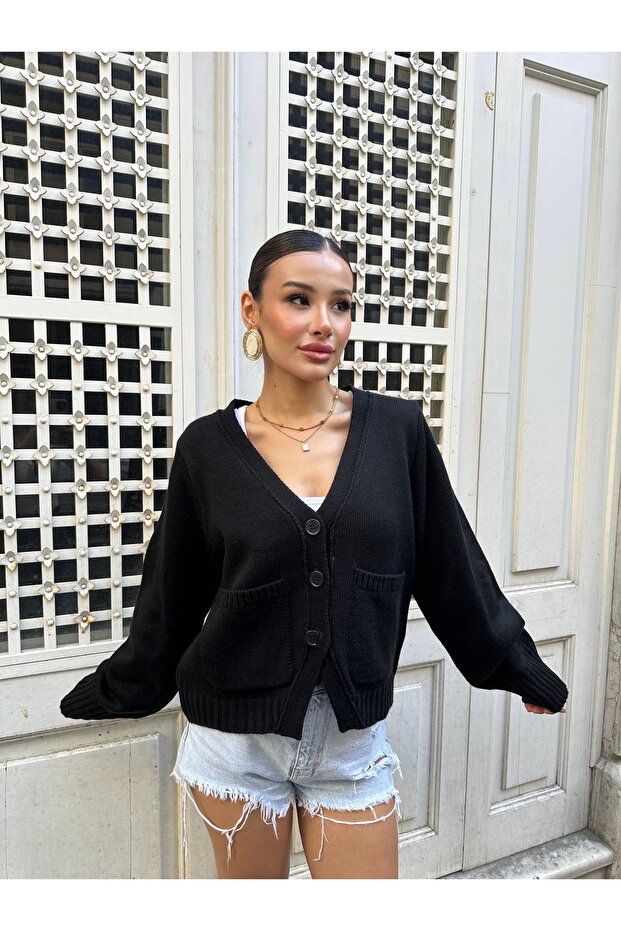 Women's Black Buttoned Pocket Premium Knitted Cardigan