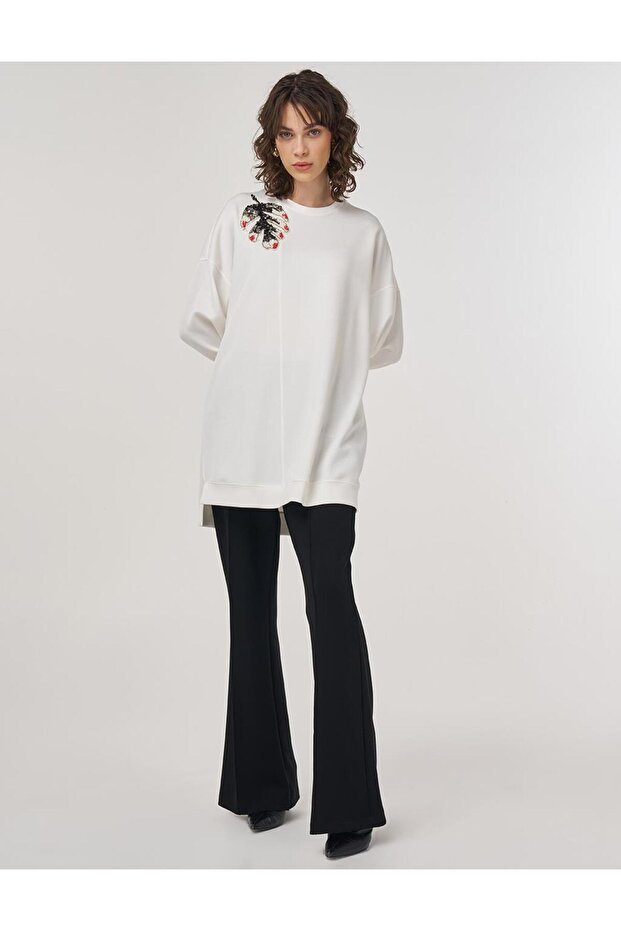 İşlemeli Scuba Sweatshirt Ekru - 2