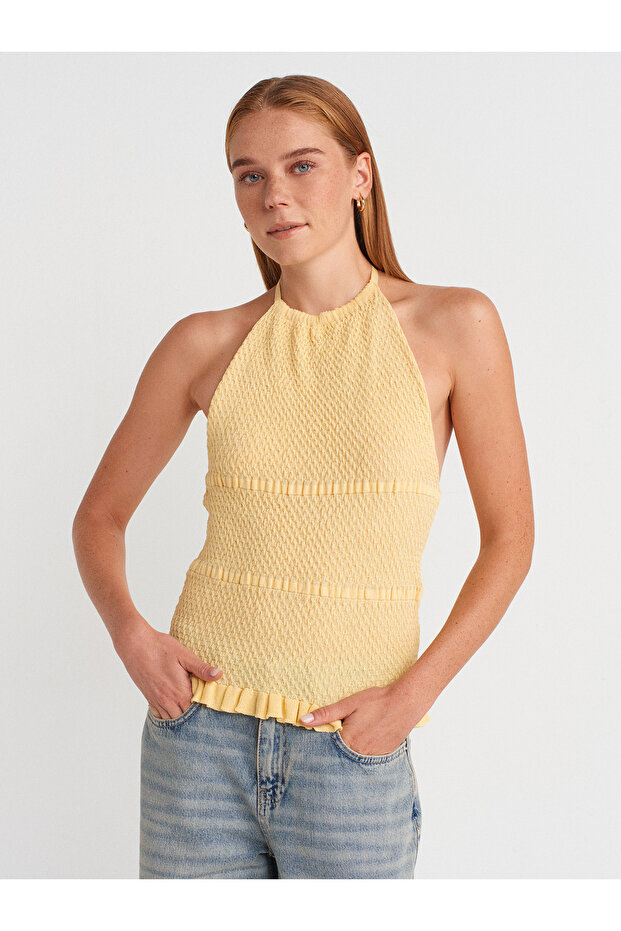 10796 Halter Tie-Neck Ruffle Textured Knitwear Blouse