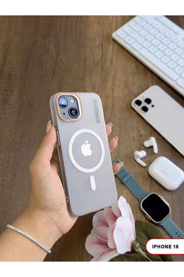 حافظة KLEIN صلبة غير لامعة متوافقة مع تقنية Magsafe لهاتف iPhone 15 - 4