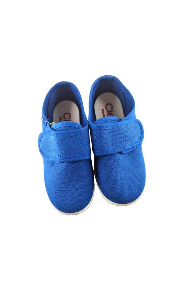 -Cienta Indigo Eyelet Kids Shoes
