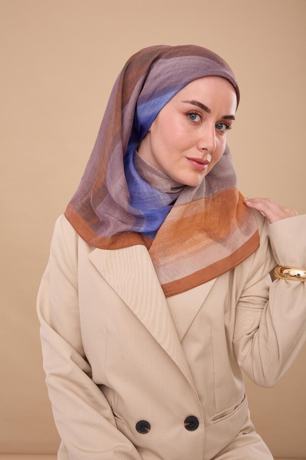 أوليندا وشاح حريري 47005-15