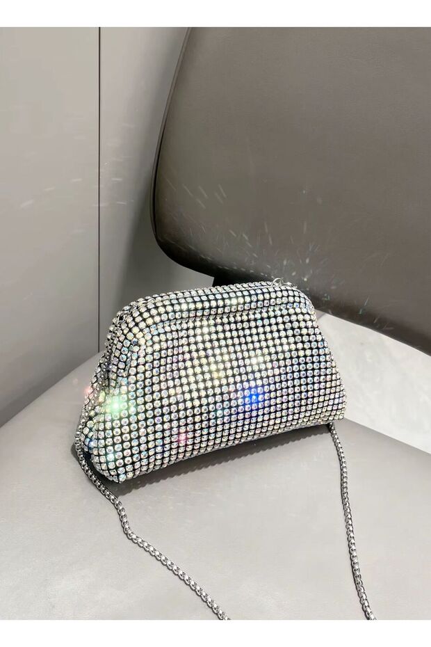 حقيبة تضيء في الليل - 1