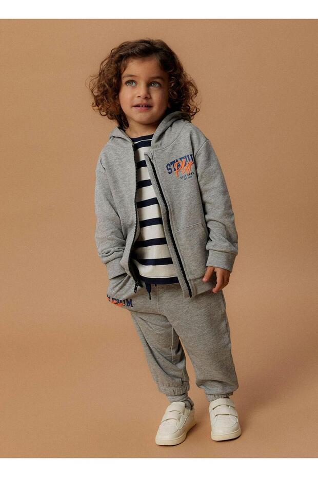 السراويل الرمادية - 2