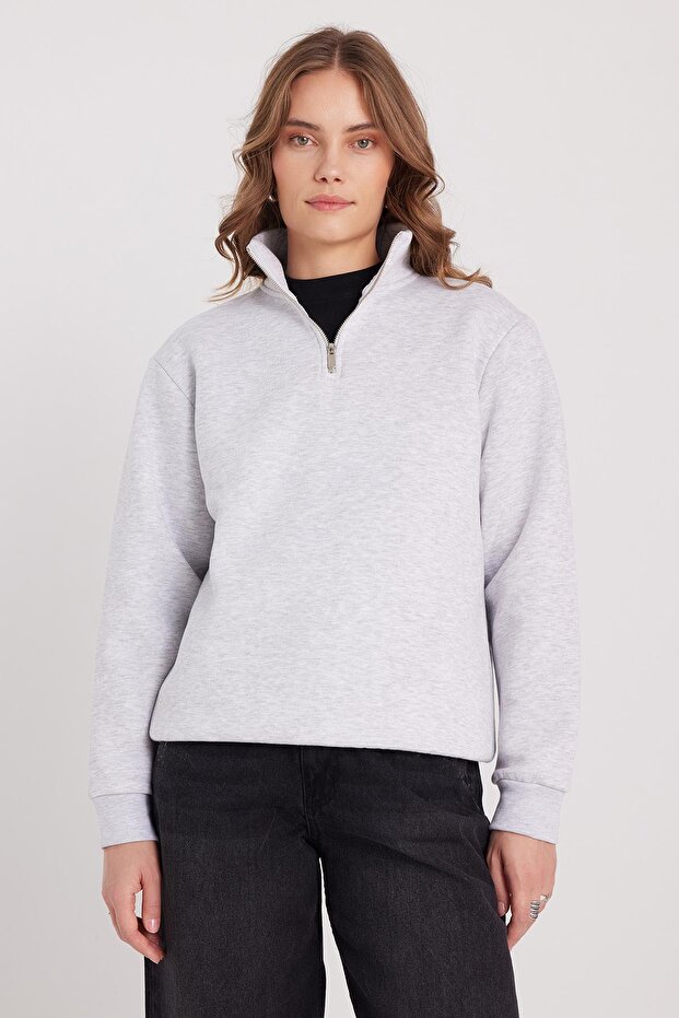 Women's Relax Fit Comfortable Cut Cotton Fleece Lined Half Zipper Gray Stand Collar Sweatshirt