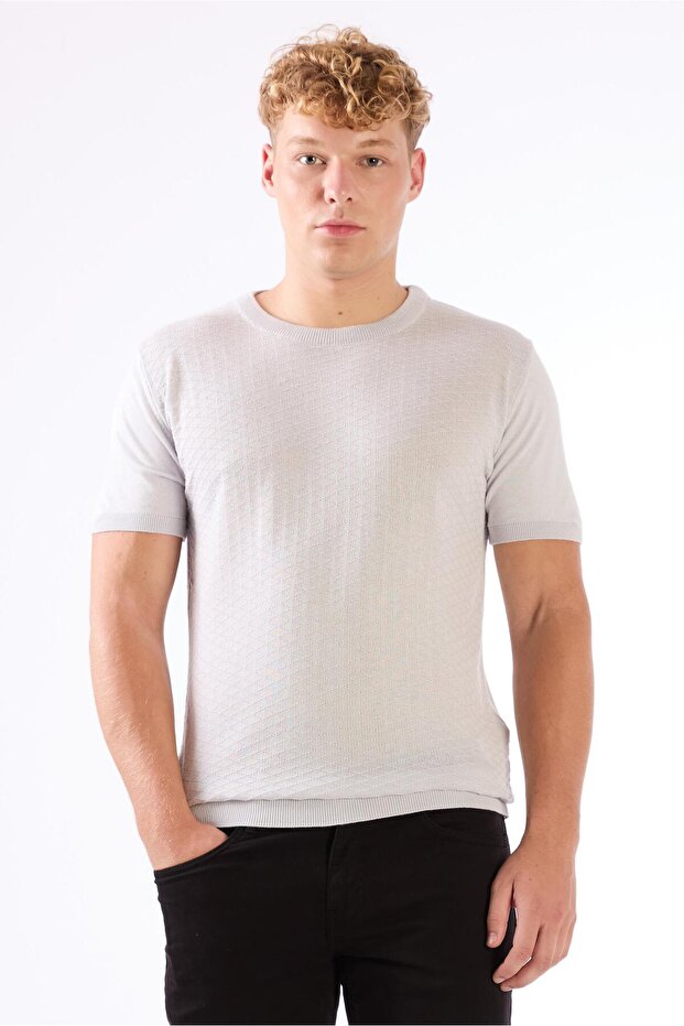Light grey crew neck solid color short sleeve slim fit knit t-shirt