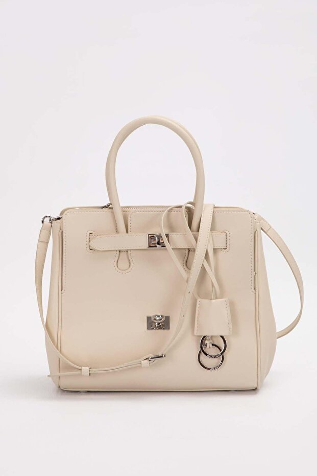 White Ring Accessory Detailed Shoulder Bag