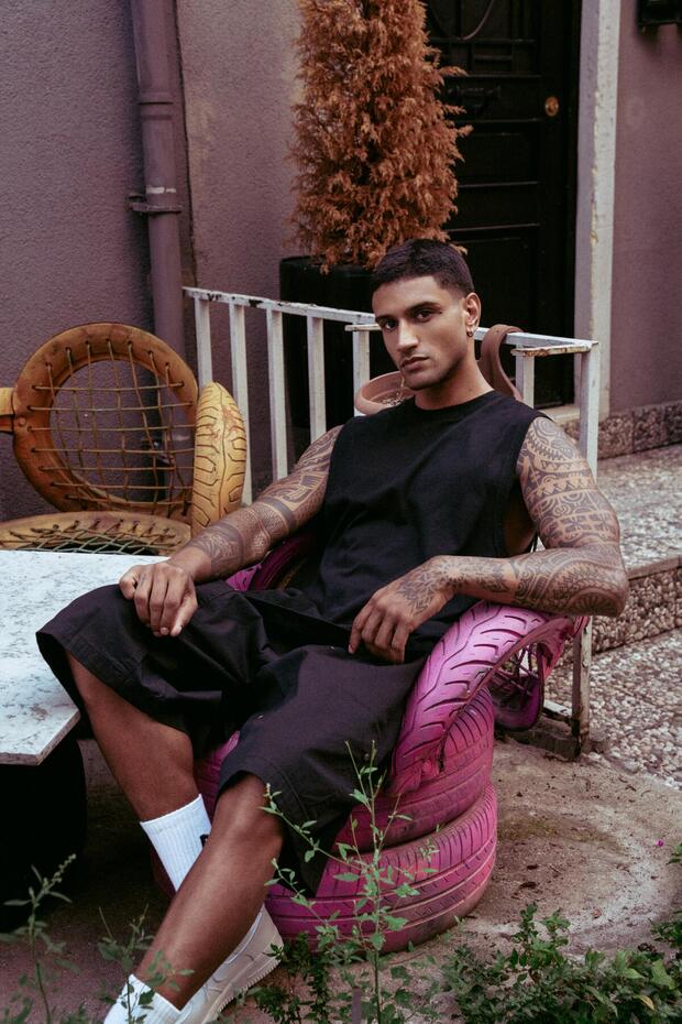 Erkek Oversize Bisiklet Yaka Basic Siyah Atlet - 1