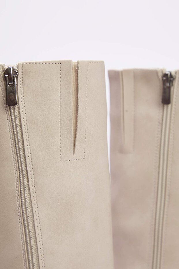 Kőcipzáras, kerek orrú női 6,5 cm-es blokksarkú csizma TAKAW25CZ00004 - 6