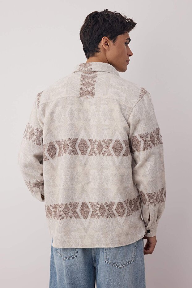 Ekru Unisex Regular Fit Çift Cep Kapaklı Etnik Kışlık Oduncu Ceket Gömlek TMNAW23GO00119 - 4