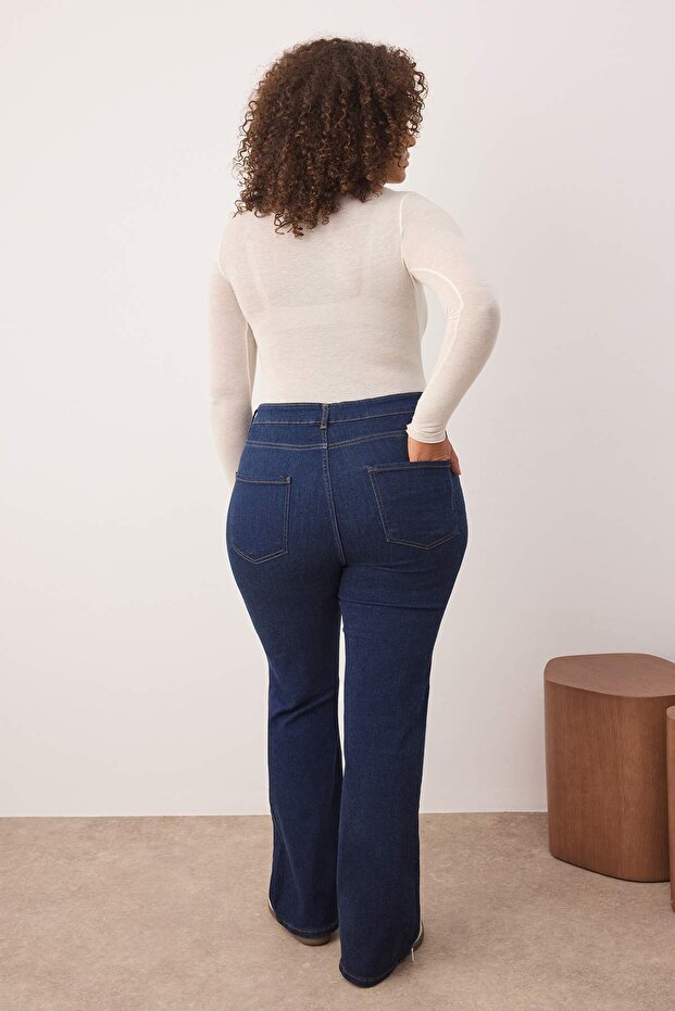 İndigo Yüksek Bel Esnek Kumaş İspanyol Paça Flare Fit Büyük Beden Jeans TBBAW23JE00001 - 4
