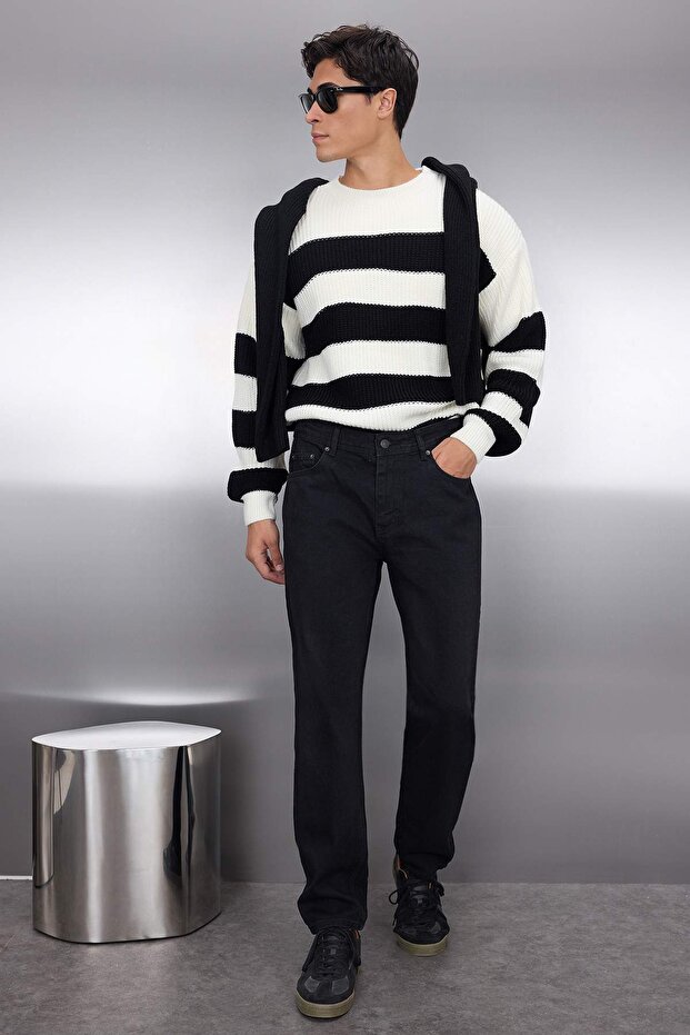 Siyah Relax Fit Boyfriend Jeans Kot Pantolon TMNAW23JE00076 - 5