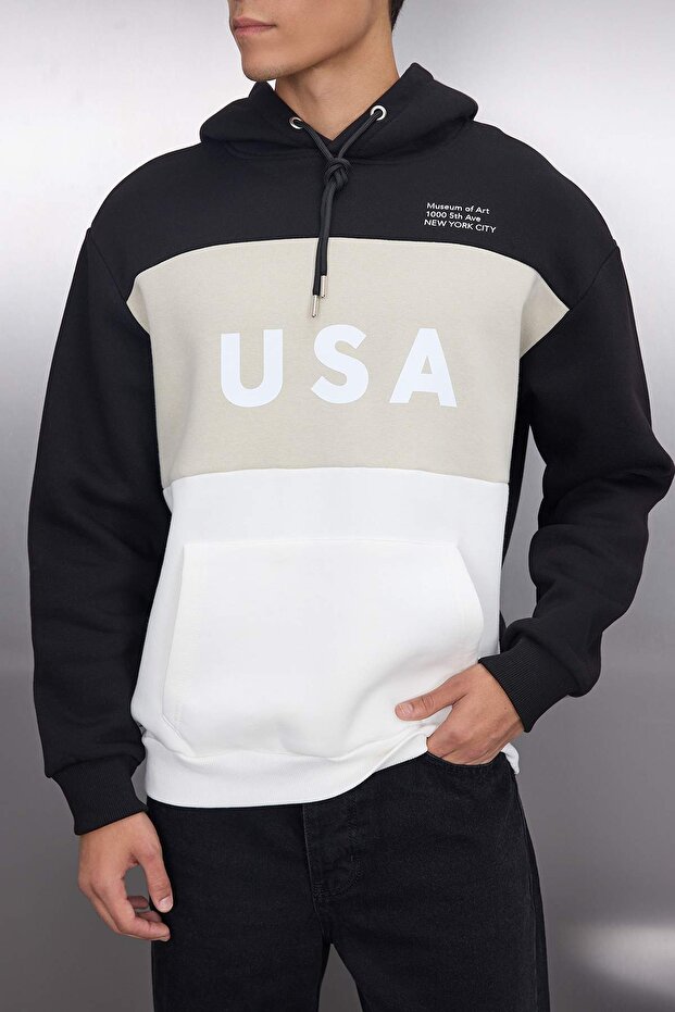 Siyah Oversize/Geniş Kesim Renk Bloklu City Baskılı Kapüşonlu Şardonsuz Sweatshirt TMNAW25SW00045 - 3