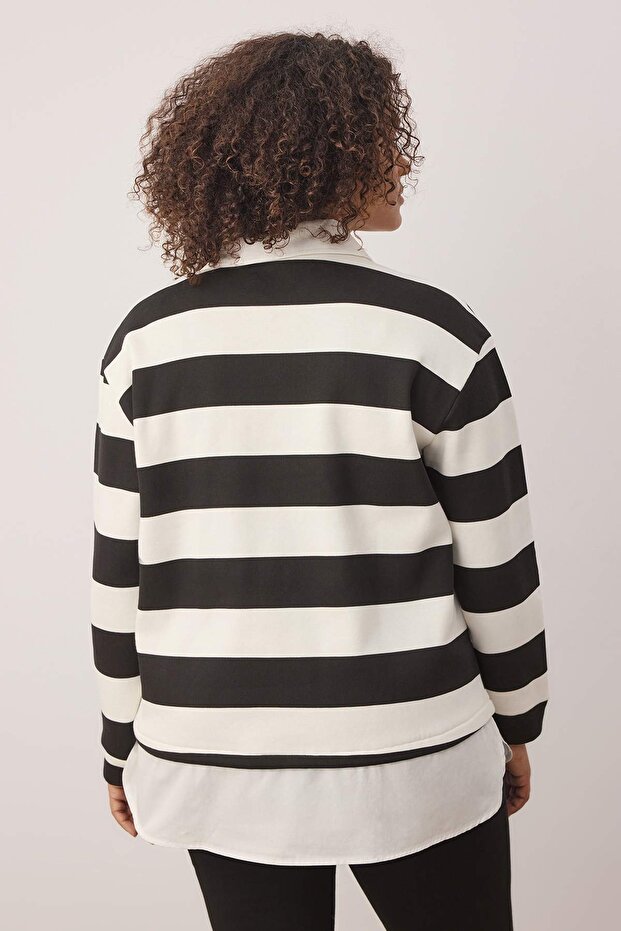 Siyah-Beyaz Çizgili Alttan Gömlek Çıkmalı Örme Büyük Beden Sweatshirt TBBAW25SW00000 - 4