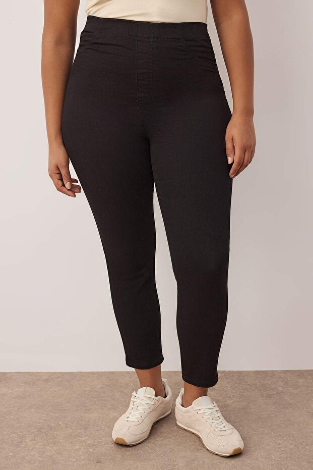 Siyah Tayt Görünümlü Ektra Esnek Büyük Beden Skinny Jeans TBBSS24CJ00034 - 3