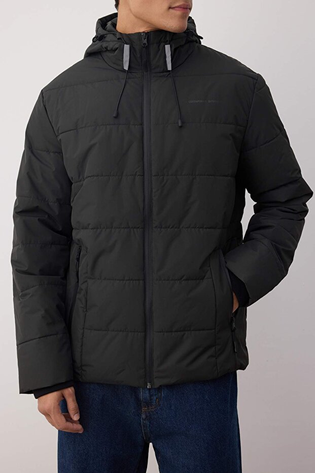 Haki Regular Fit Puchowa kurtka zimowa dla mężczyzn TMNAW26MO00000 - 3