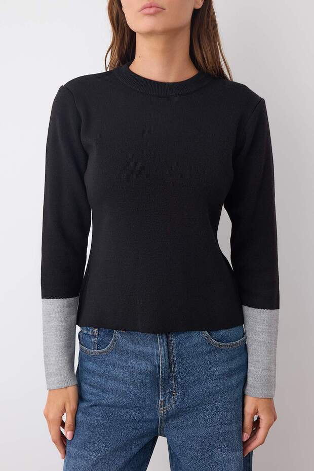 Schwarzer Pullover mit Farbblockmuster TWOAW26KZ00197 - 3