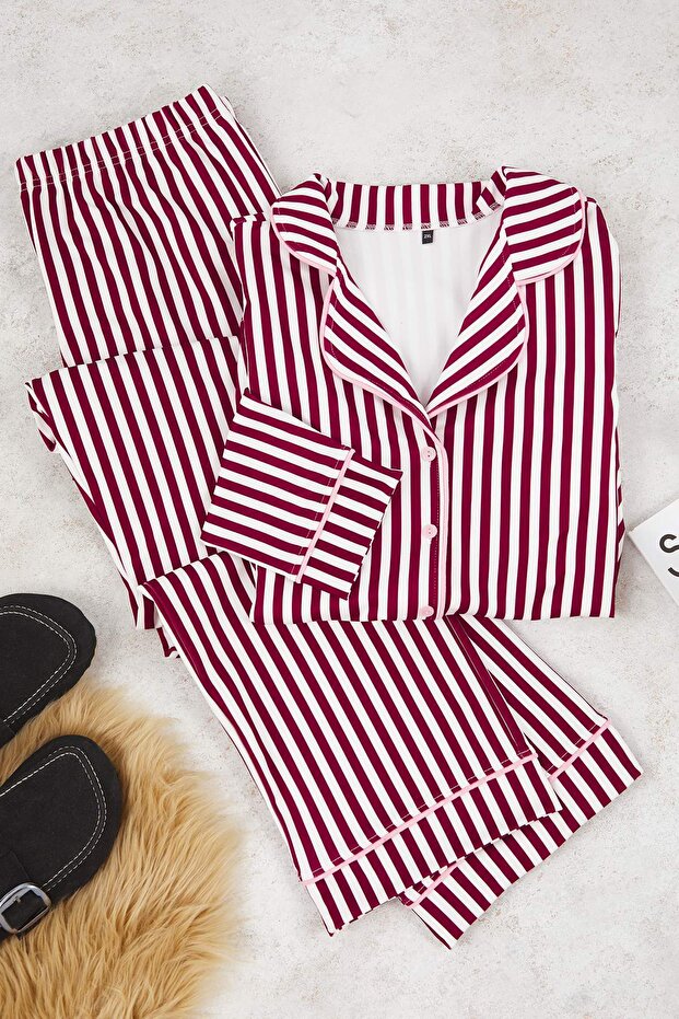 Bordo Çizgi Desenli Biyeli İçi Polarlı Gömlek-Pantolon Örme Pijama Takımı TBBAW25AI00028 - 2