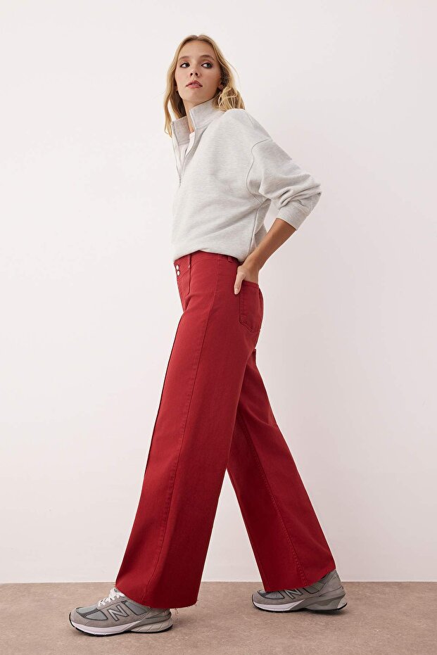 Kırmızı Yüksek Bel Nervür Detaylı Paça Kesikli Comfort/Esnek Wide Leg Jeans TWOSS25JE00310 - 2