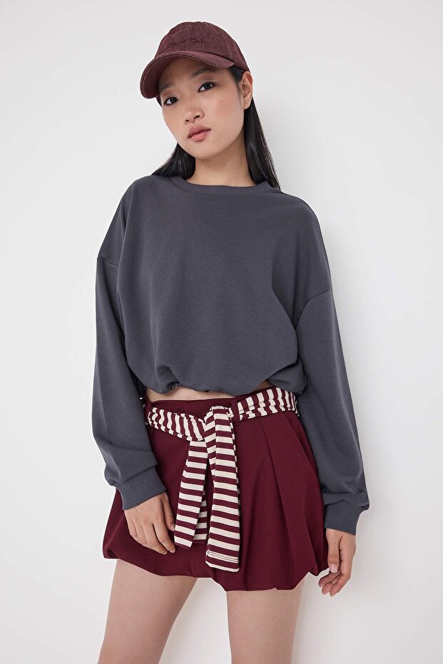 Antrasit Relaxed/Rahat Kalıp Beli Lastikli Crop Örme Sweatshirt TWOAW26SW00000 - 1
