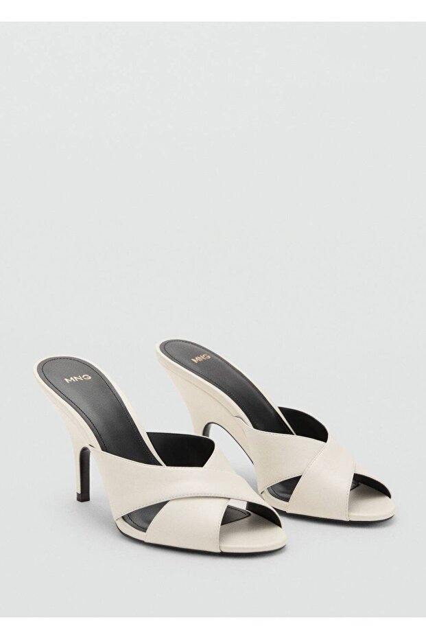 Çapraz bantlı deri topuklu sandalet - 1