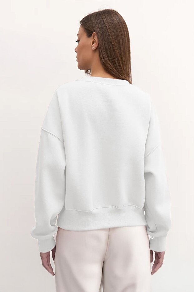 Kadın Ekru Basic Crop Kesim Sweatshirt - 4
