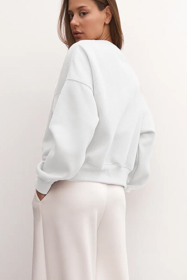 Kadın Ekru Basic Crop Kesim Sweatshirt - 5