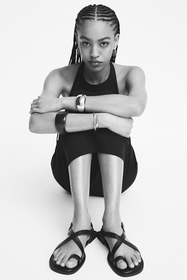 Parmak arası düz sandalet - 7