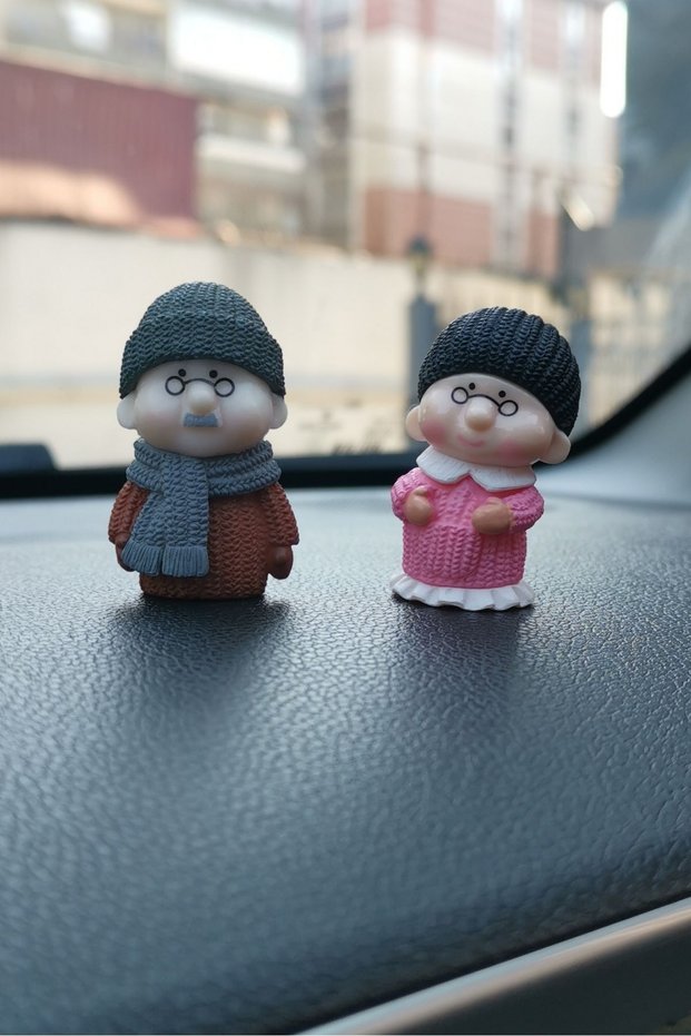 Car Interior Torpedo Top Cute Tonton Couple Decoration Figurine Accessory Torpedo Ornament Gift for Lover