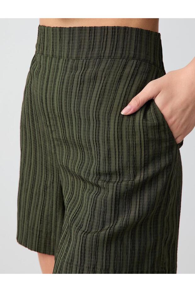 Haki Yüksek Bel Normal Paça Desenli Keten Karışımlı Şort - 6