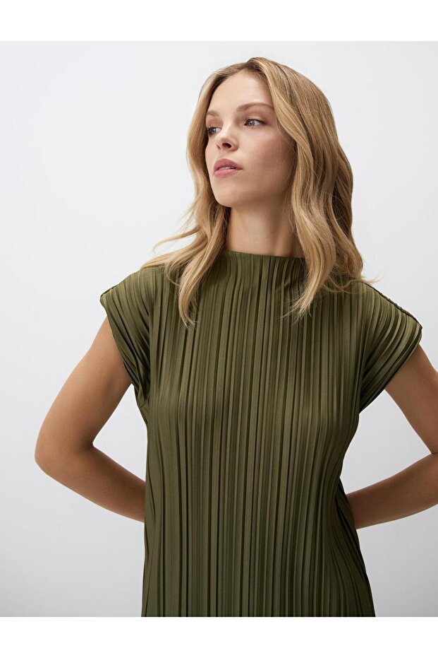 Haki Sıfır Yaka Rahat Kesim Piliseli Örme Midi Elbise - 4