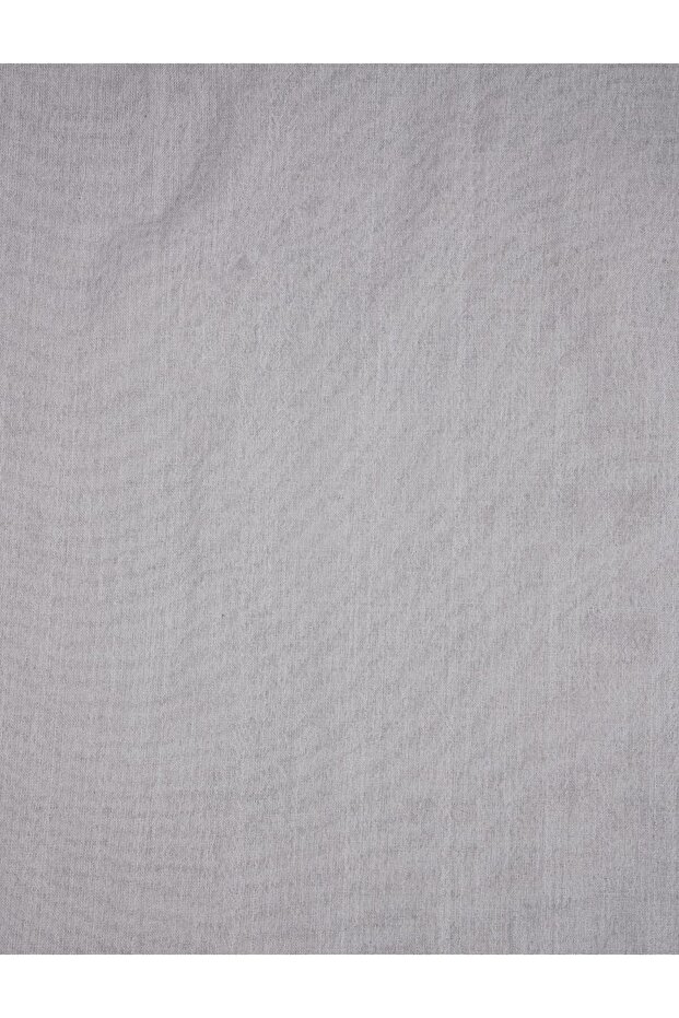 Gray Tufted Basic Shawl - 4