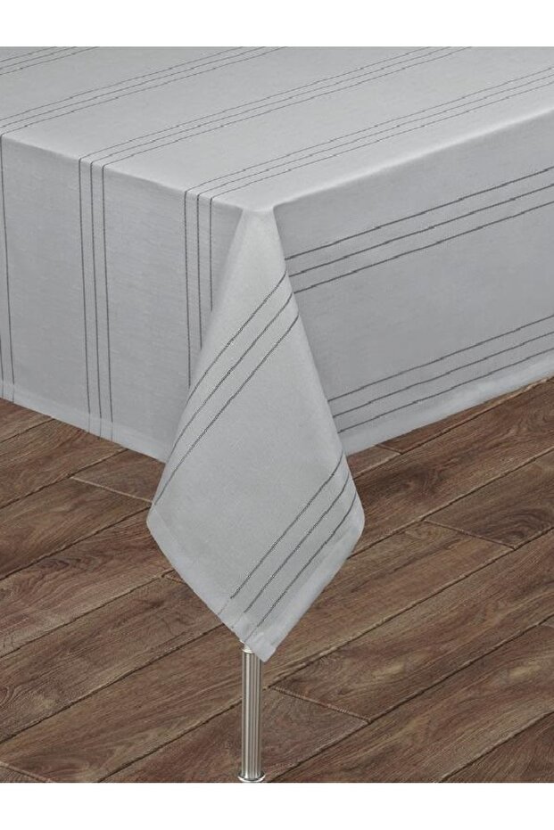Rectangular Corbel Luxury Tablecloth 160 X 220 - 2